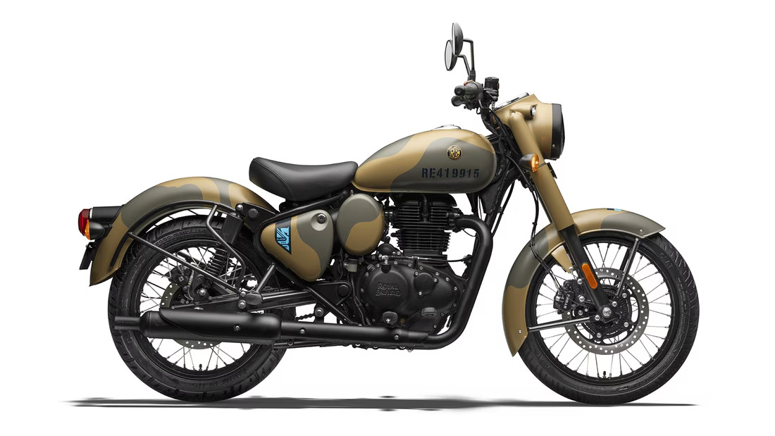 Royal_Enfield_Classic_350_2025_02.jpg